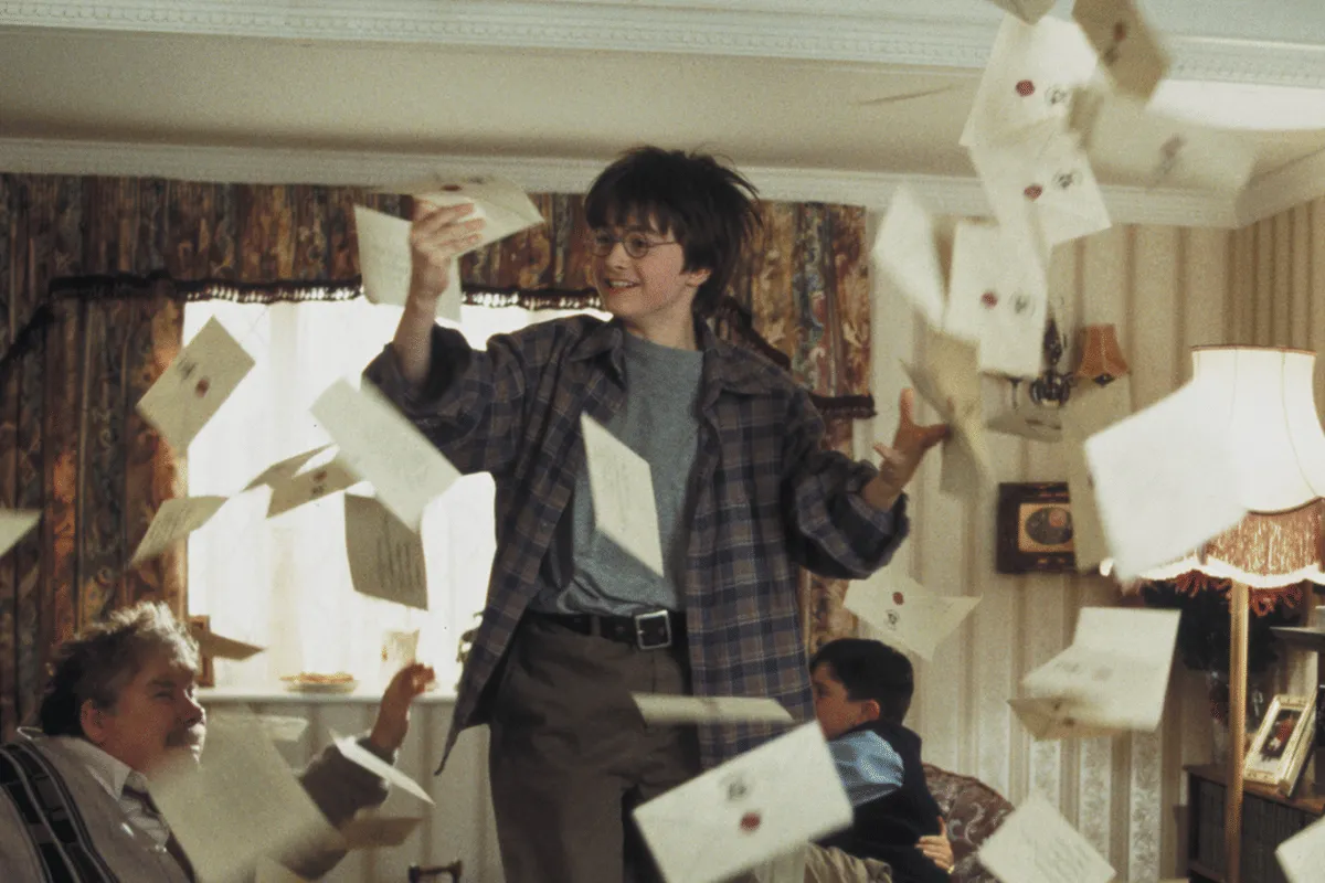 Lima Buku Pendamping untuk Menyelami Dunia Harry Potter