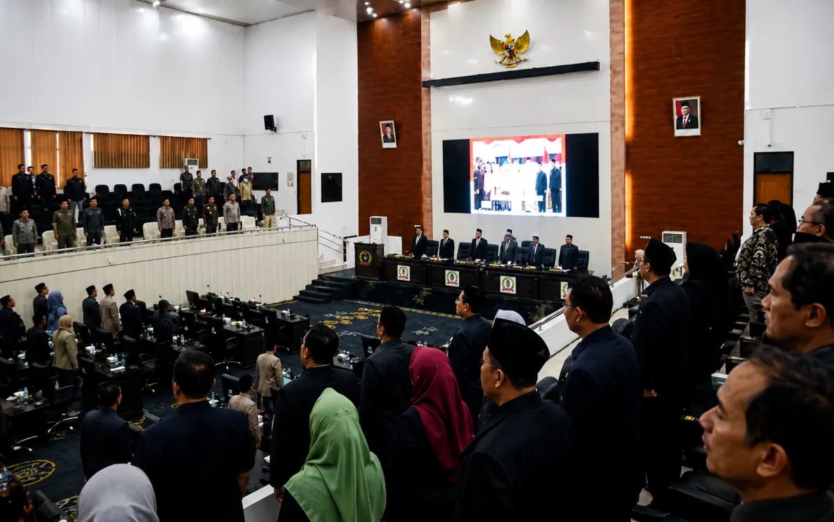 DPRD Karawang Tetapkan Raperda dan Sahkan Laporan APBD 2025