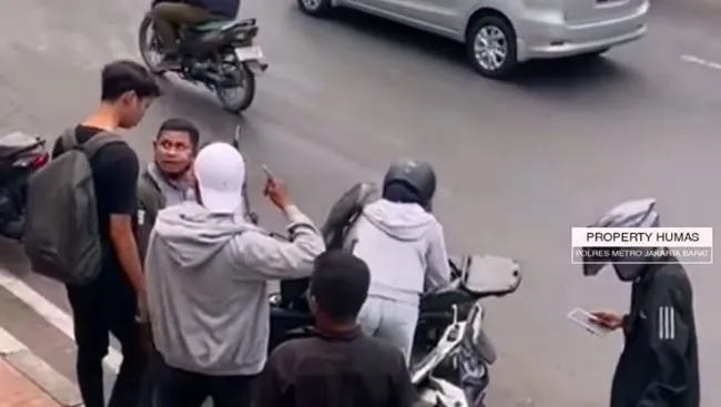 OJK Tegaskan Tanggung Jawab Perusahaan Pembiayaan atas Tindakan Debt Collector