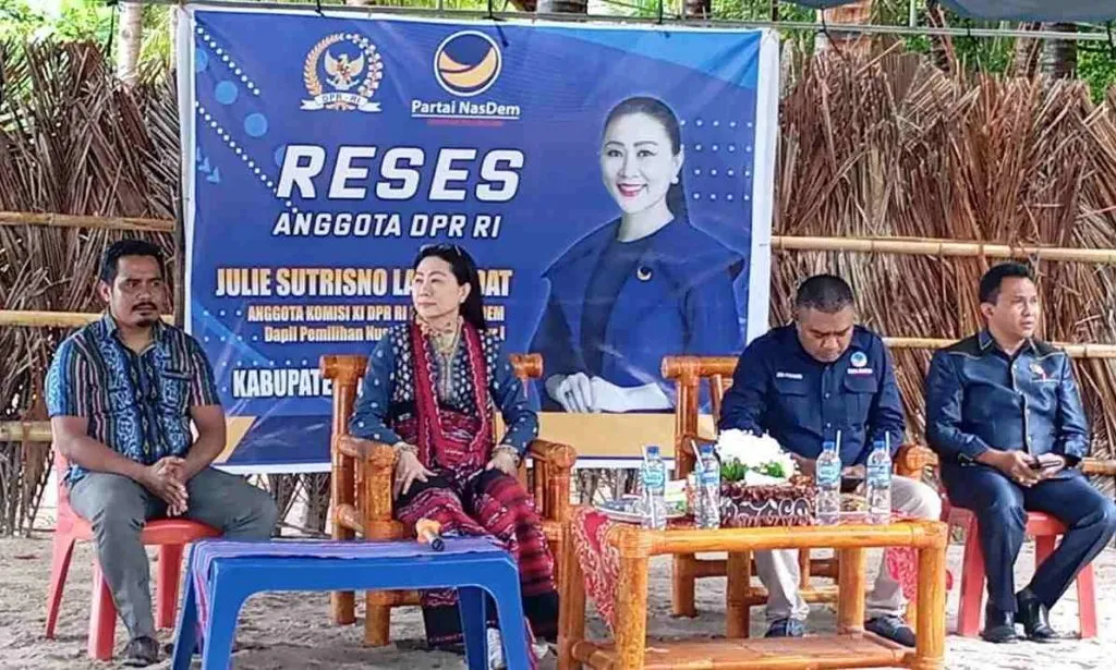 Julie Laiskodat Dukung Aspirasi Petani dan Nelayan di Alor