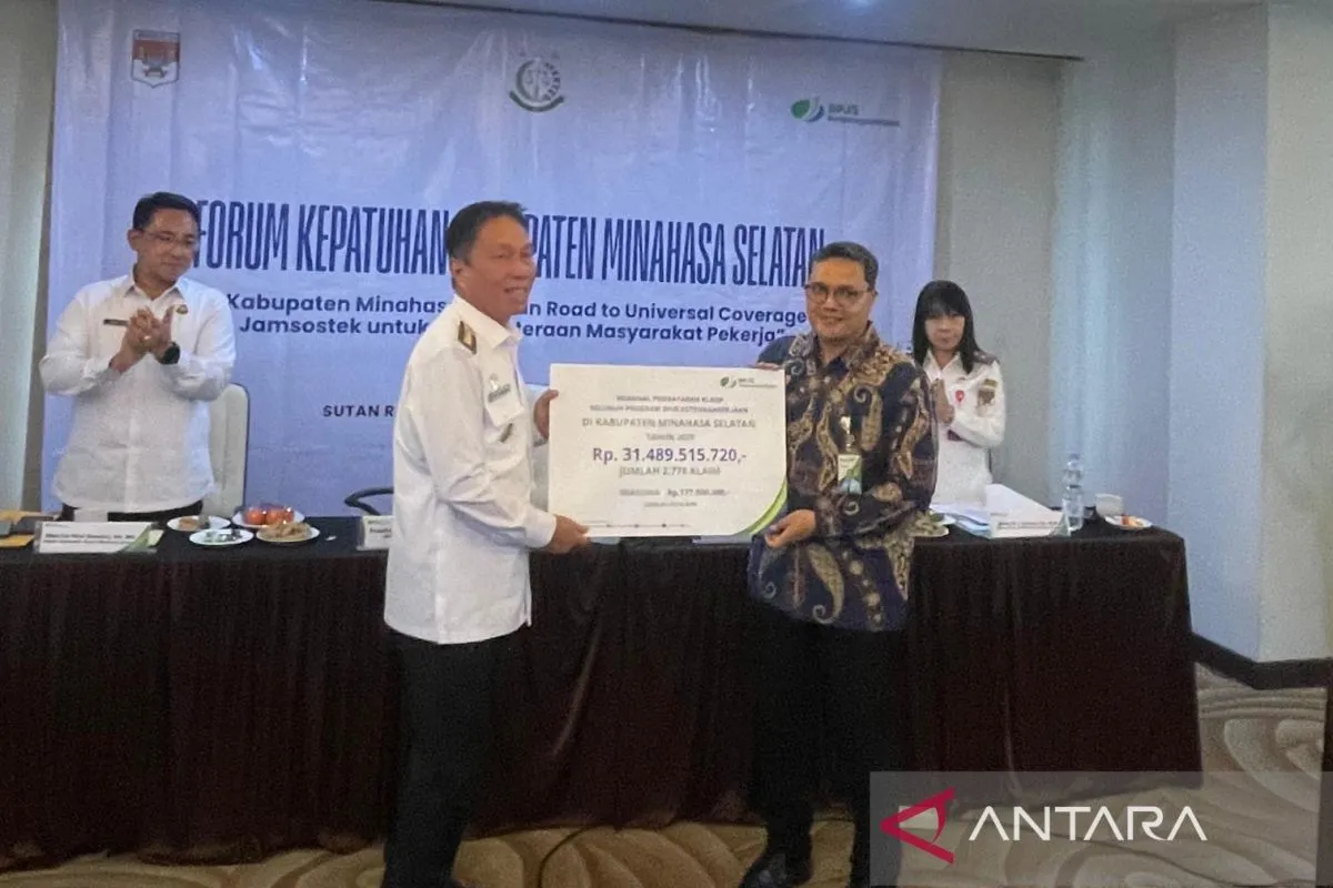 Pemkab Minsel Luncurkan Jaminan Sosial untuk Perangkat Desa dan Pekerja Rentan