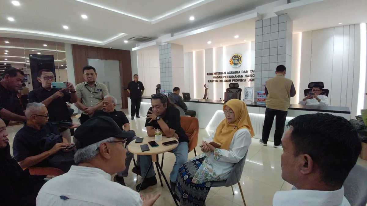 Warga Neglasari Serahkan Permohonan Pemblokiran Lahan ke ATR/BPN Jabar