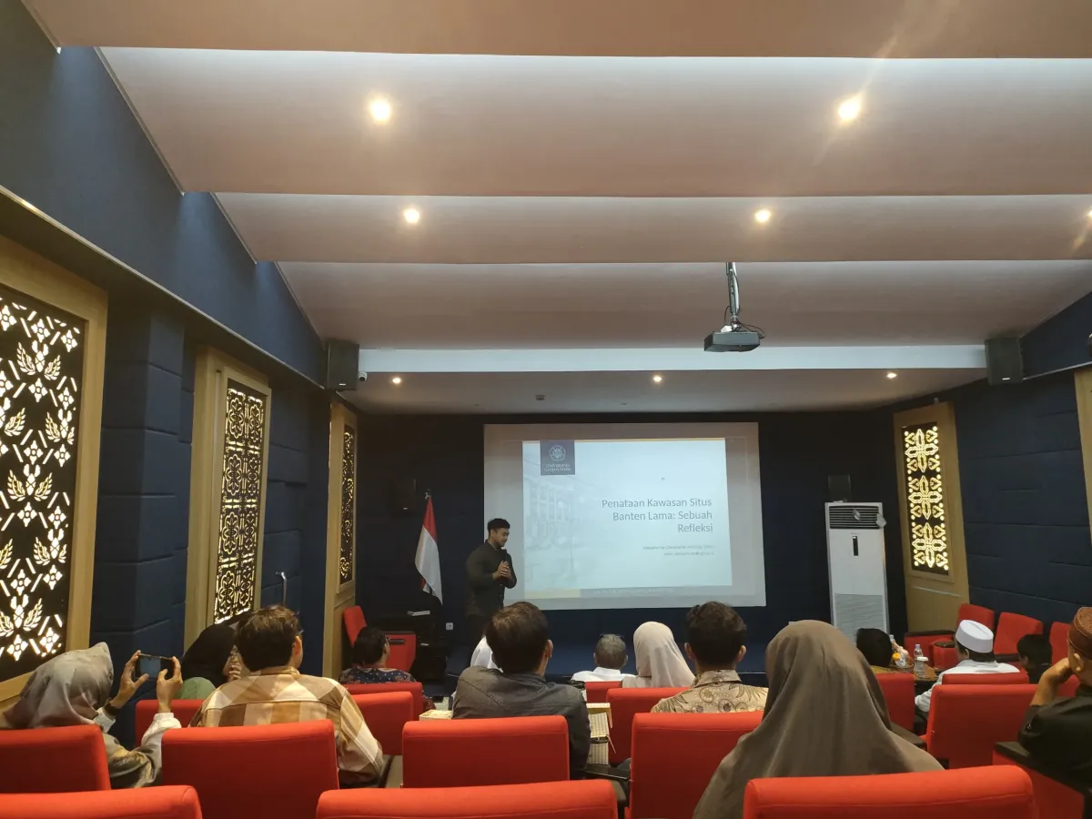 Seminar Nasional Reaktualisasi Pemikiran Halwany Michrob untuk Banten Lama