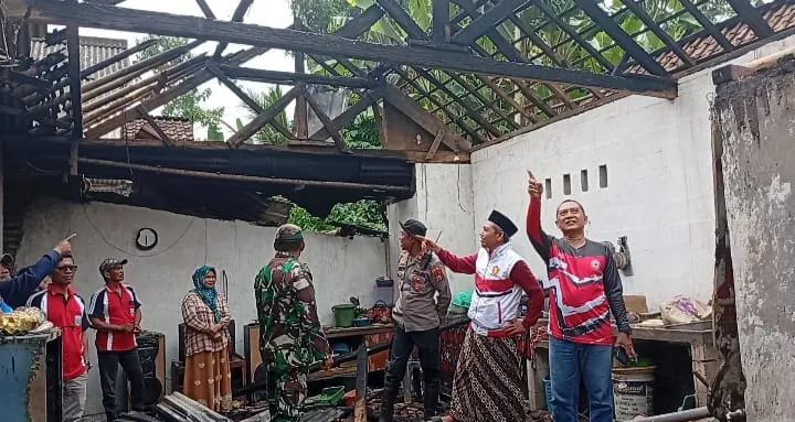 Bantuan Diberikan untuk Korban Kebakaran di Tiris