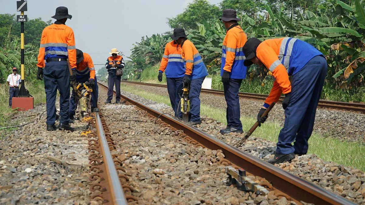 KAI Daop 4 Semarang Siapkan Jalur Rel 677 Km Jelang Lebaran 2026