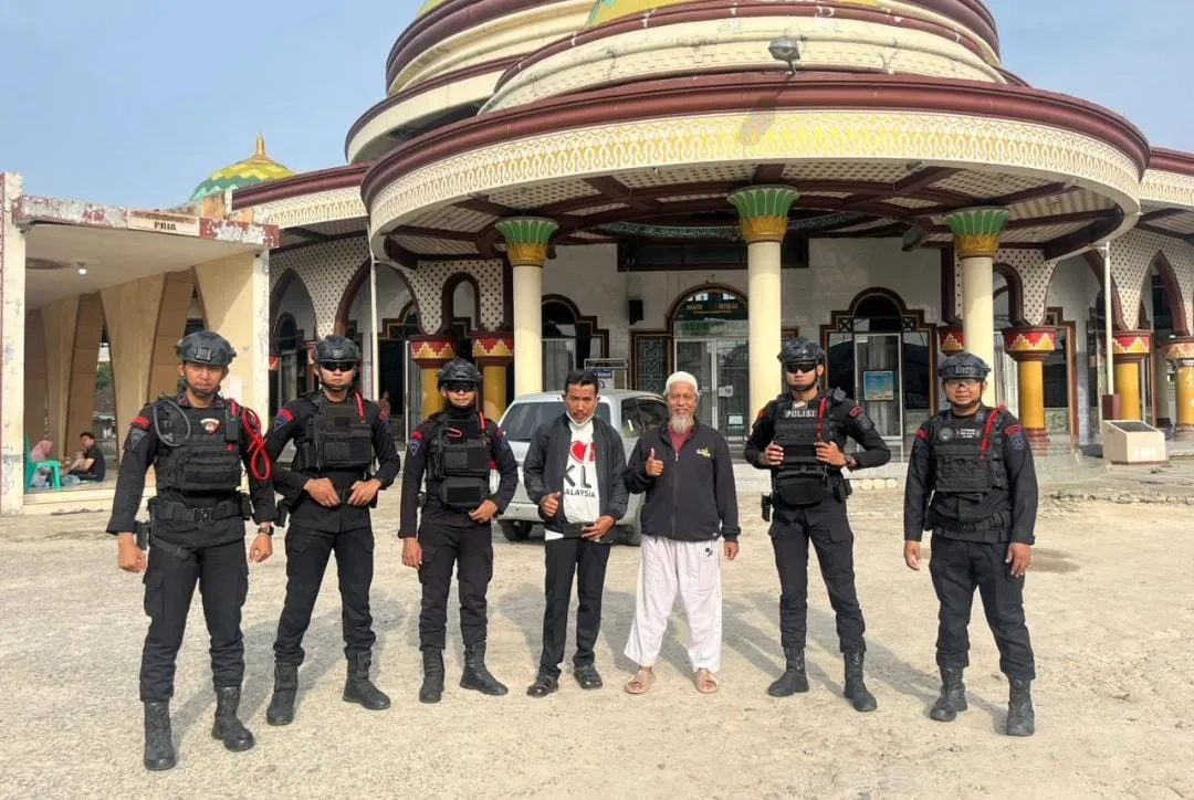 Brimob Lampung Gelar Patroli Dialogis untuk Perkuat Kamtibmas dan Toleransi