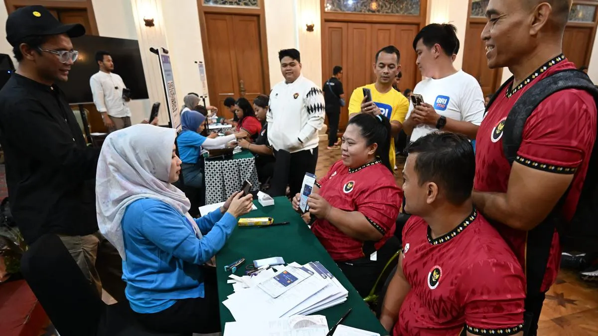 Pemerintah Salurkan Bonus Setara SEA Games untuk Atlet Medali ASEAN Para Games 2025