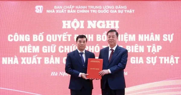 Nguyen Thai Binh Diangkat sebagai Wakil Pemimpin Redaksi Penerbitan Politik Nasional
