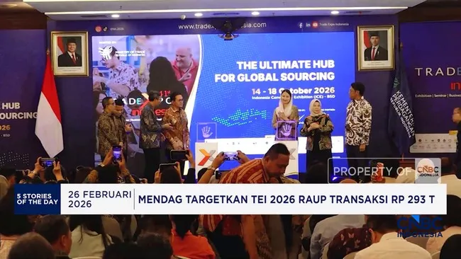 AS Terapkan Bea Masuk untuk Panel Surya dan Sanksi Baru untuk Iran