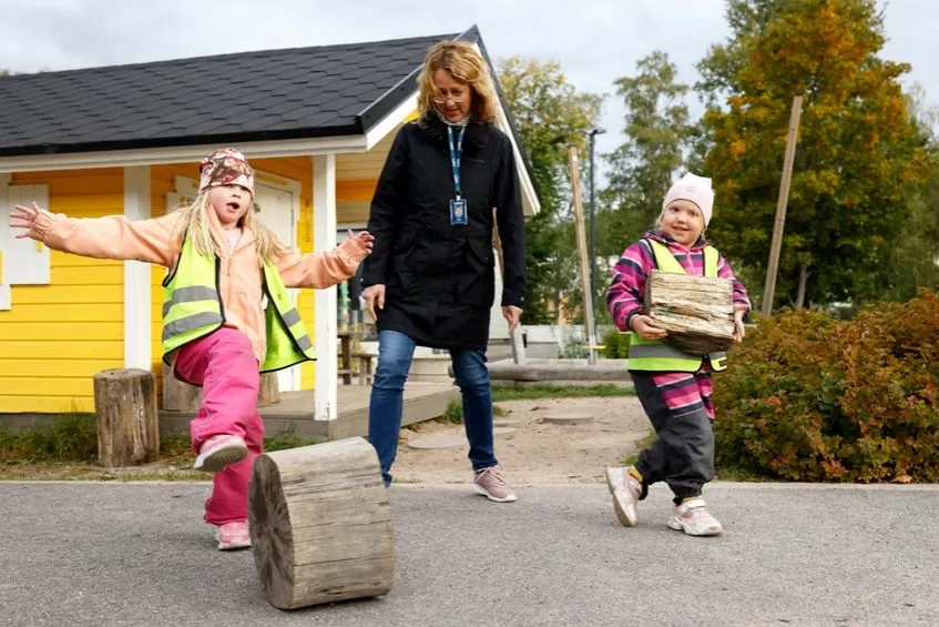 Anak-anak Finlandia Dapat Manfaat Kesehatan dari Bermain di Alam