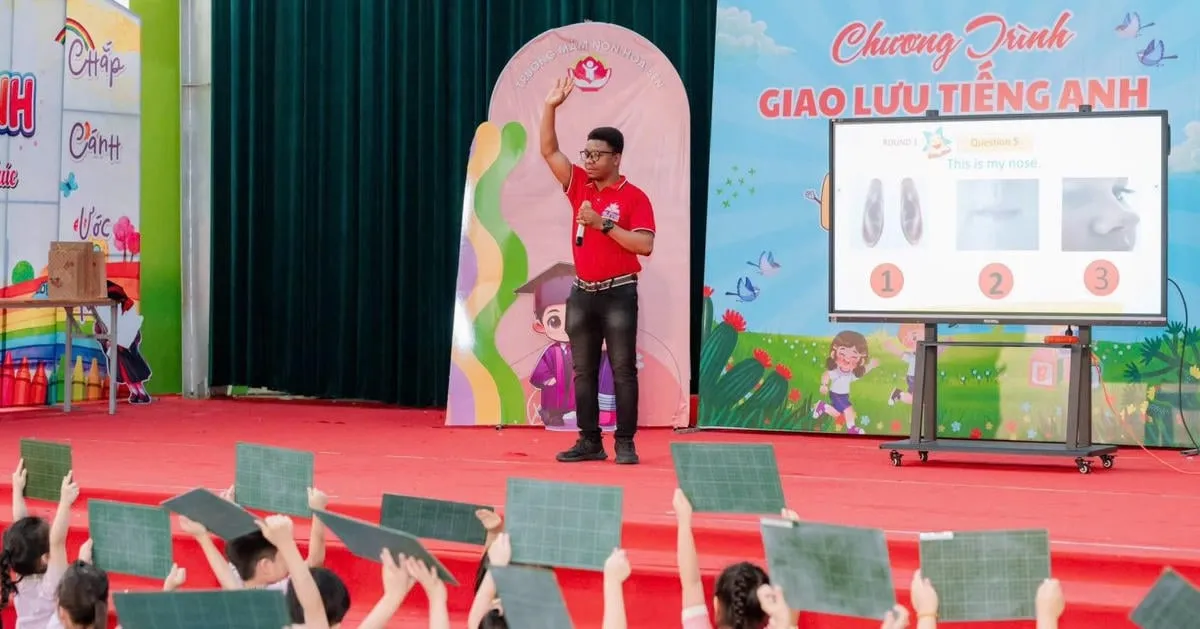 Nghe An Siapkan Proyek Pelatihan Multibahasa untuk Mendukung Pembangunan Ekonomi dan Diplomasi