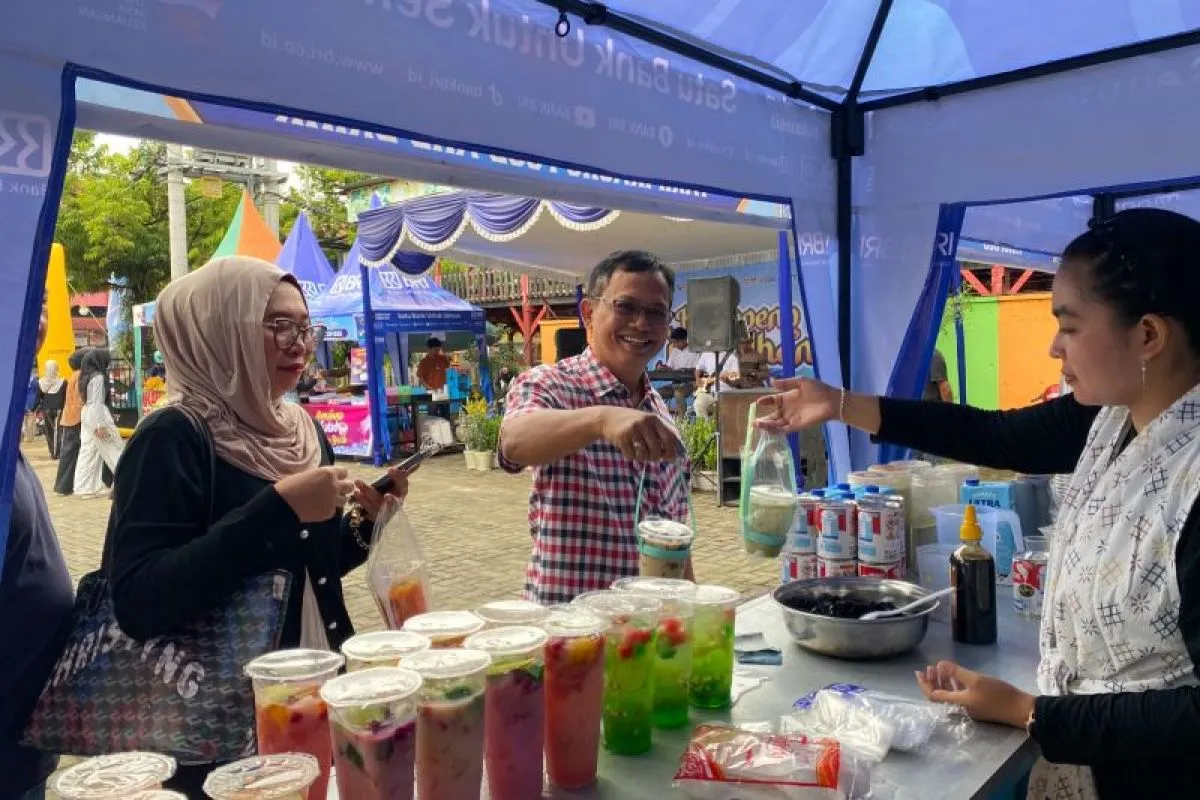 PLN Gelar Bazar Kampoeng Ramadhan untuk Pemberdayaan UMKM di Pacitan