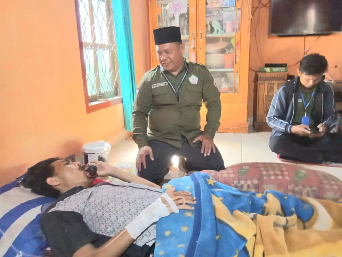 Satgas Jalan Lurus Tanggamus Kunjungi Penderita Tumor Ganas di Pugung