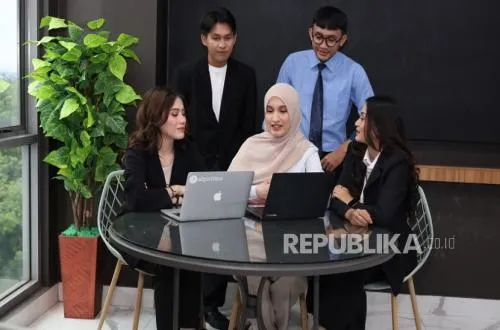 Bisnis Digital: Jurusan Menjanjikan untuk Generasi Z di Era Ekonomi Digital