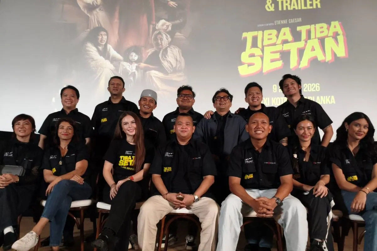 Ratu Felisha dan Poppy Sovia Bintangi Film Horor Komedi 'Tiba-Tiba Setan'