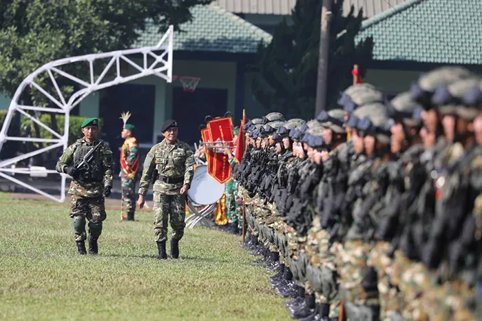 Pelatihan Militer ASN: Belajar Survival dan Penggunaan Senjata