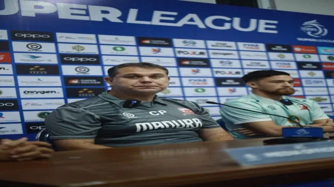 Carlos Parreira Optimis Latihan Madura United Jelang Hadapi Malut United