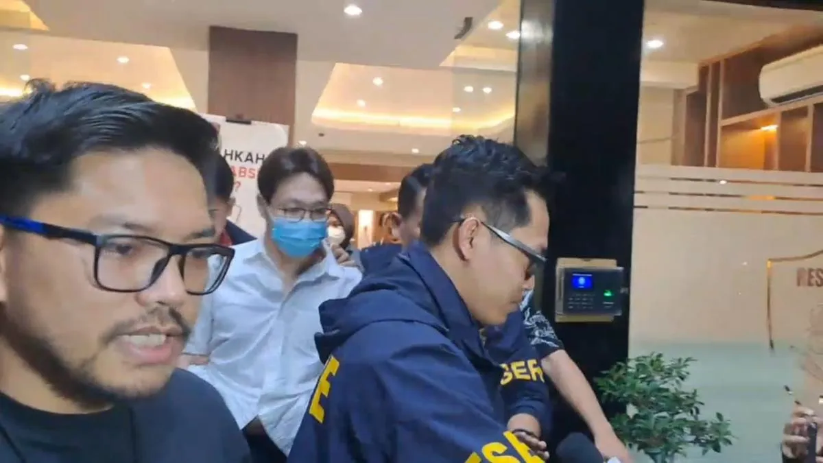 Dokter Richard Lee Ditahan Polisi Atas Dugaan Pelanggaran Perlindungan Konsumen