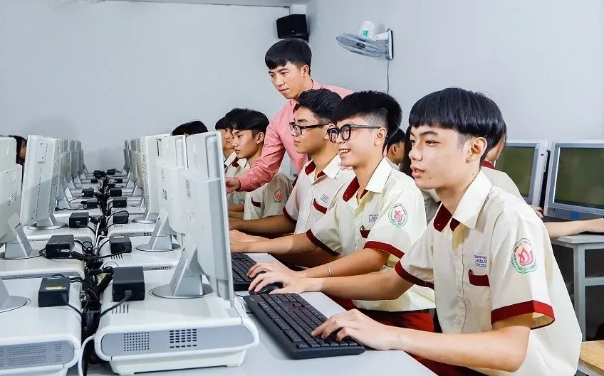 Kementerian Pendidikan Luncurkan Materi Keterampilan Digital untuk Masyarakat