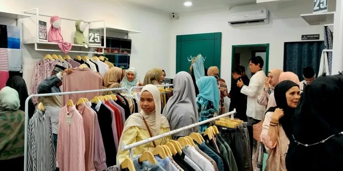 Store ARASY Hadirkan Fashion Muslim Station dengan Diskon 25% di Bandung