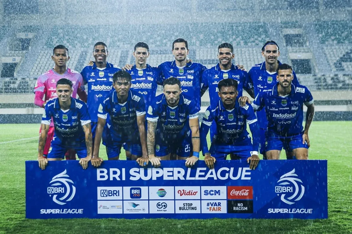 Persib Bandung Hadapi Tekanan Menang Melawan Madura United di BRI Super League
