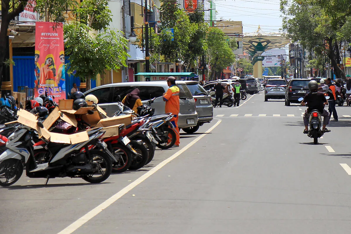 Sepuluh Jukir di Pasuruan Dikenakan Teguran oleh Dishub