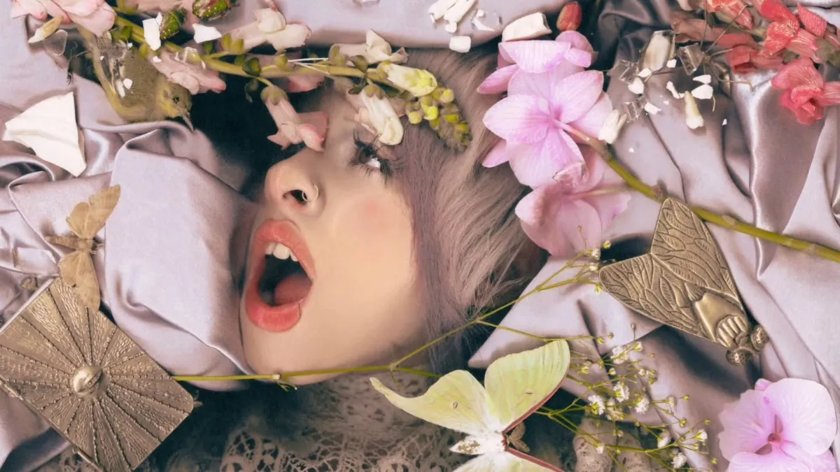 Melanie Martinez Ungkap Realita Gelap di Balik Ketenaran dalam 'DISNEY PRINCESS'