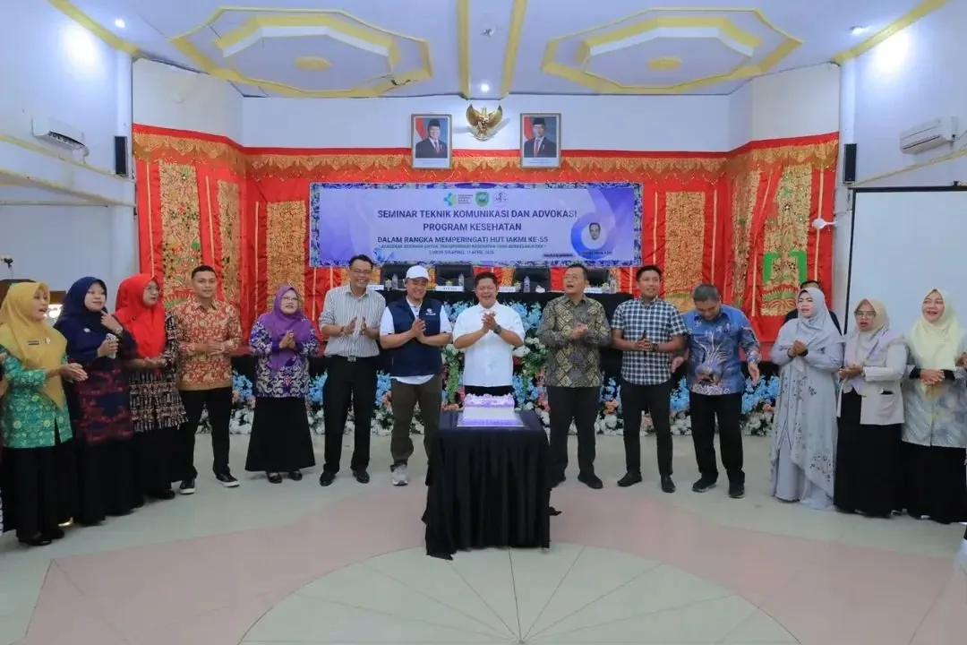 Bupati Pasaman Resmikan Seminar Komunikasi Kesehatan untuk HUT IAKMI ke-55
