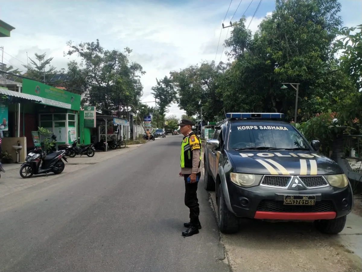 Polsek Tambakrejo Gelar Patroli Siang untuk Cegah Kriminalitas