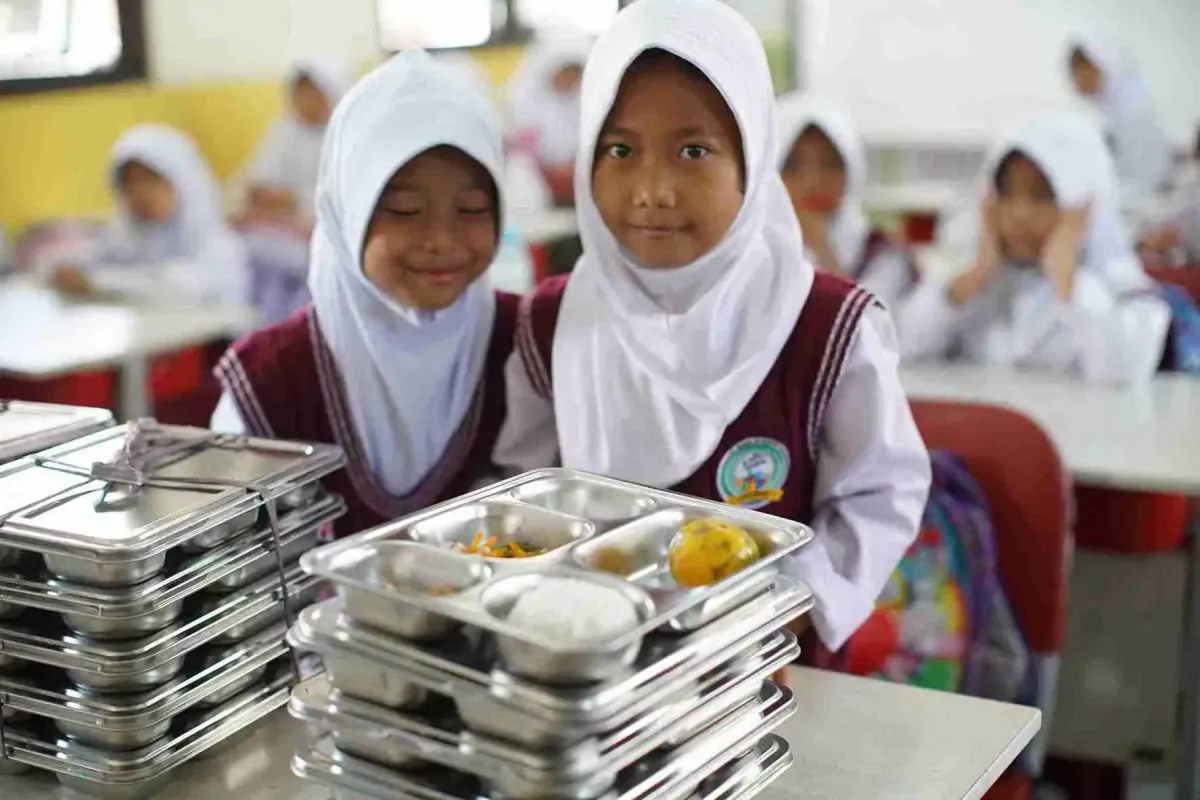 Anggaran Pendidikan APBN 2025 dan 2026 Ditegaskan Termasuk MBG