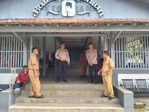 Polsek Sananwetan Patroli Istana Gebang untuk Ciptakan Keamanan Wisata