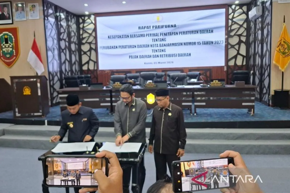 DPRD Banjarmasin Resmikan Perda Pajak dan Retribusi Daerah