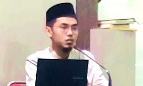 Krisis Identitas Remaja: Tantangan Adab dan Empati di Era Digital