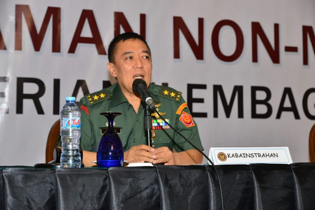 Sorotan Penting: Pergantian Kabais TNI dan Pembatalan Pembelajaran Daring