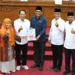 DPRD Batam Bahas Perubahan Perda Pengelolaan Sampah dalam Rapat Paripurna