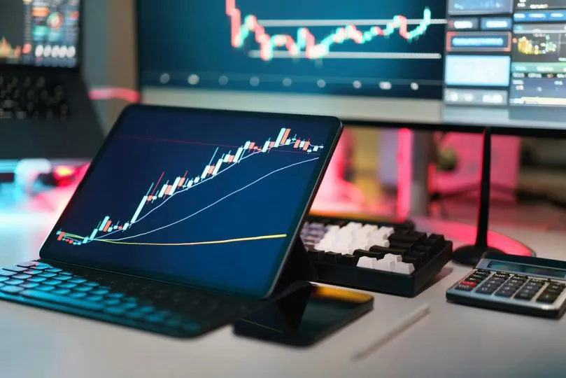 Pasar Kripto Pulih, Solana dan Ether Pimpin Kenaikan Setelah Ketegangan Global
