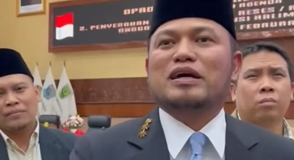 Gubernur Kaltim Klarifikasi Pengadaan Mobil Dinas Rp8,5 Miliar