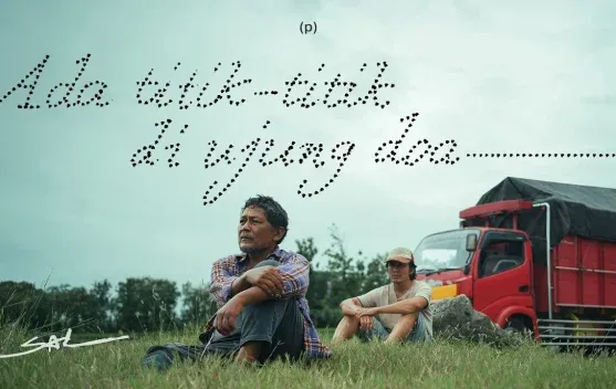 Sal Priadi Luncurkan Video Musik 'Ada Titik-Titik di Ujung Doa' yang Viral