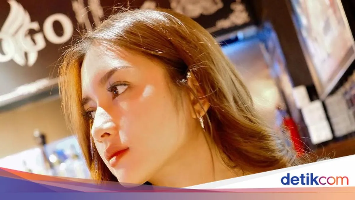 Yuriska Patricia, Pacar Asnawi yang Stylish dan Gemar Kafe