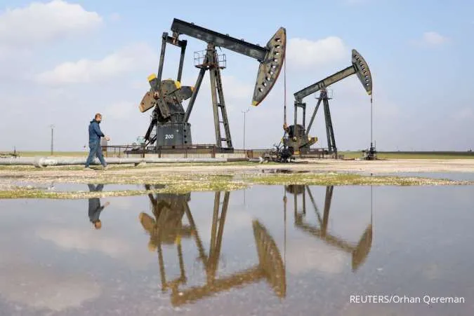 Harga Minyak Anjlok Usai Stok AS Meningkat, Pasar Pantau Negosiasi Nuklir Iran