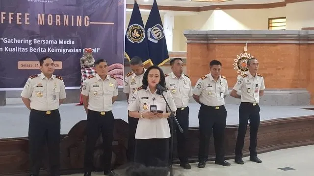 Imigrasi Bali Menanti Kebijakan Pusat Terkait Pungutan Wisatawan Asing