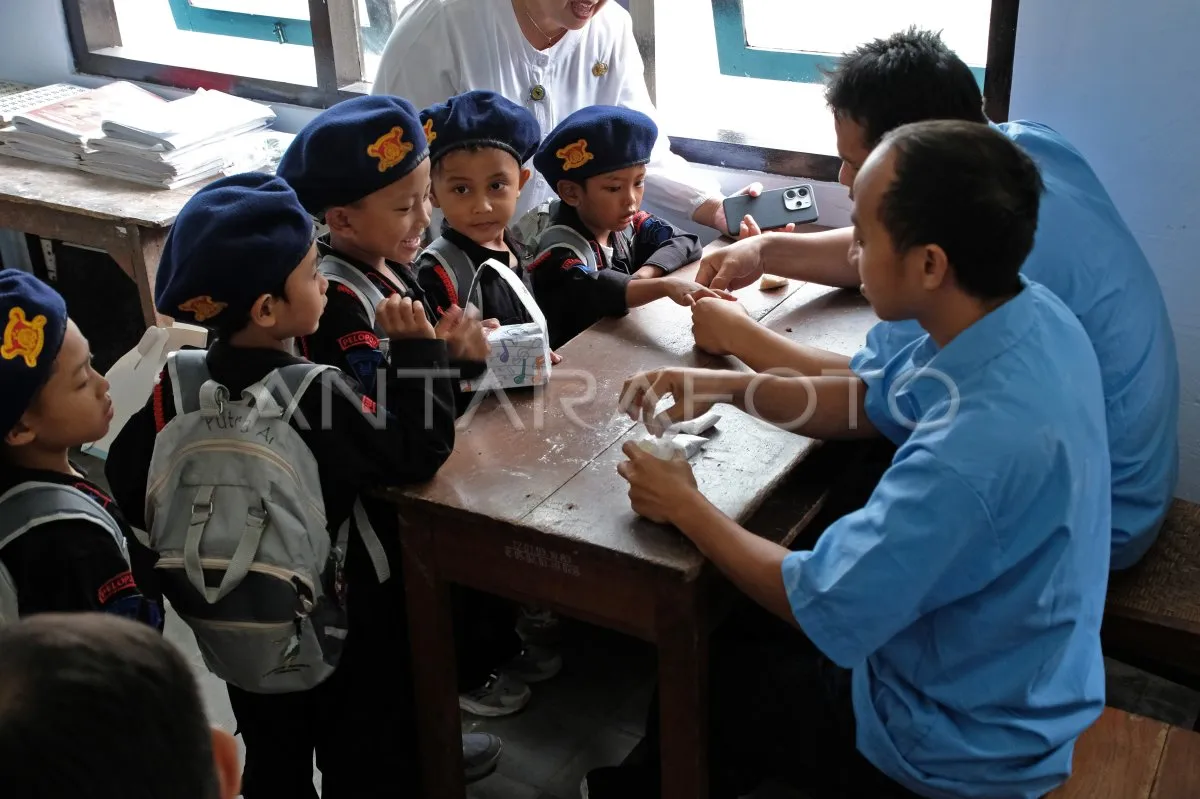 Siswa TK Kemala Bhayangkari Kunjungi Panti Sosial untuk Tingkatkan Kepedulian Sosial