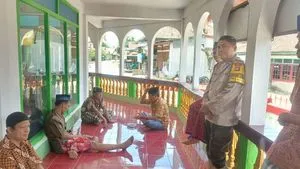 Polsek Pseksu Gelar Jum’at Curhat, Serap Aspirasi Warga di Masjid Nurul Iman