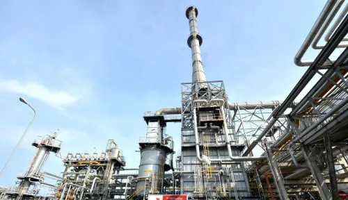 Kilang Dumai dan Balongan Pertamina Raih Sertifikasi Internasional untuk SAF