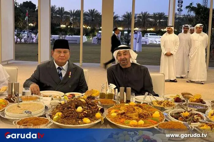 Presiden Prabowo dan MBZ Berbuka Puasa Bersama di Abu Dhabi