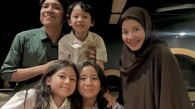 Natasha Rizki dan Desta Rayakan Ulang Tahun Ke-12 Putri Mereka, Megumi