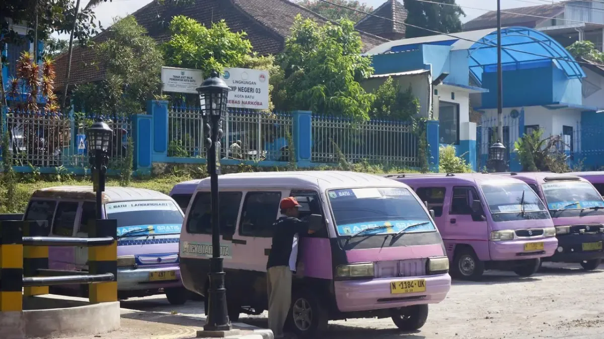 Implementasi Digitalisasi Program Angkutan Pelajar di Kota Batu Menghabiskan Anggaran Rp100 Juta