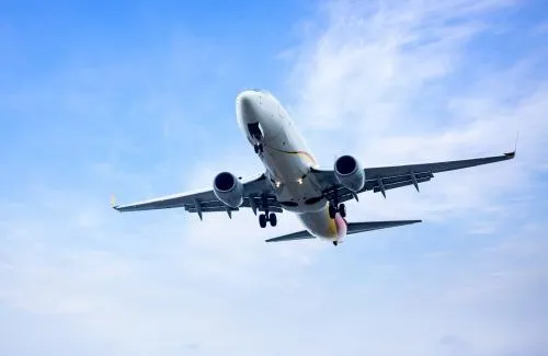 Maskapai Asia Pasifik Naikkan Tarif Tiket Akibat Lonjakan Harga Minyak