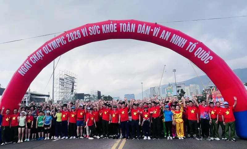 Hari Lari Olimpiade di Gia Lai: Meningkatkan Kesehatan dan Keamanan Bersama