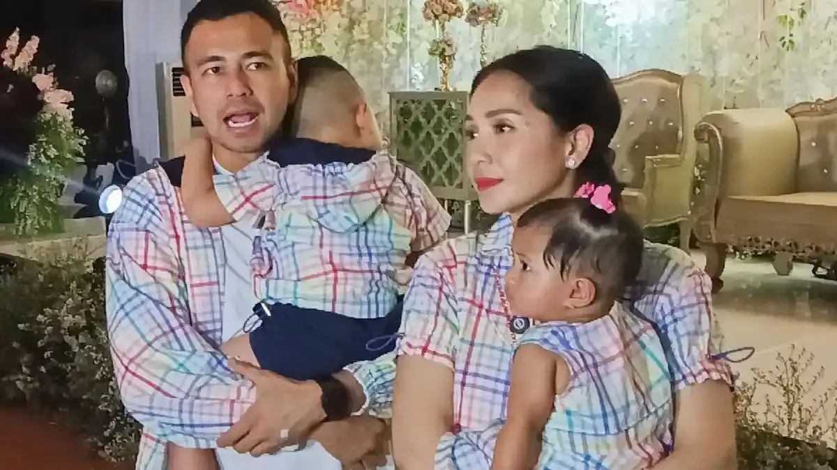 Raffi Ahmad dan Nagita Slavina Cerita tentang Peran Sebagai Keluarga Asuh Bayi Muhammad